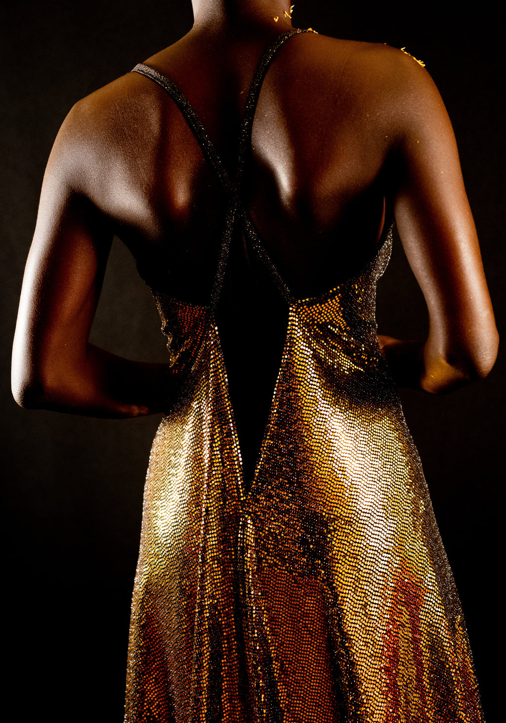 AIXKYZ : Robe de soirée en sequins or